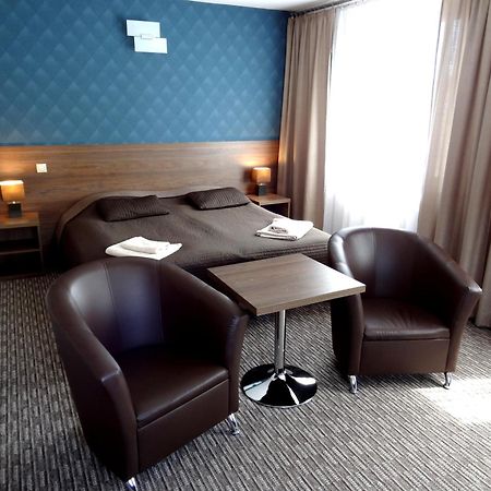 Hotel Krystyna Szczytno  Extérieur photo