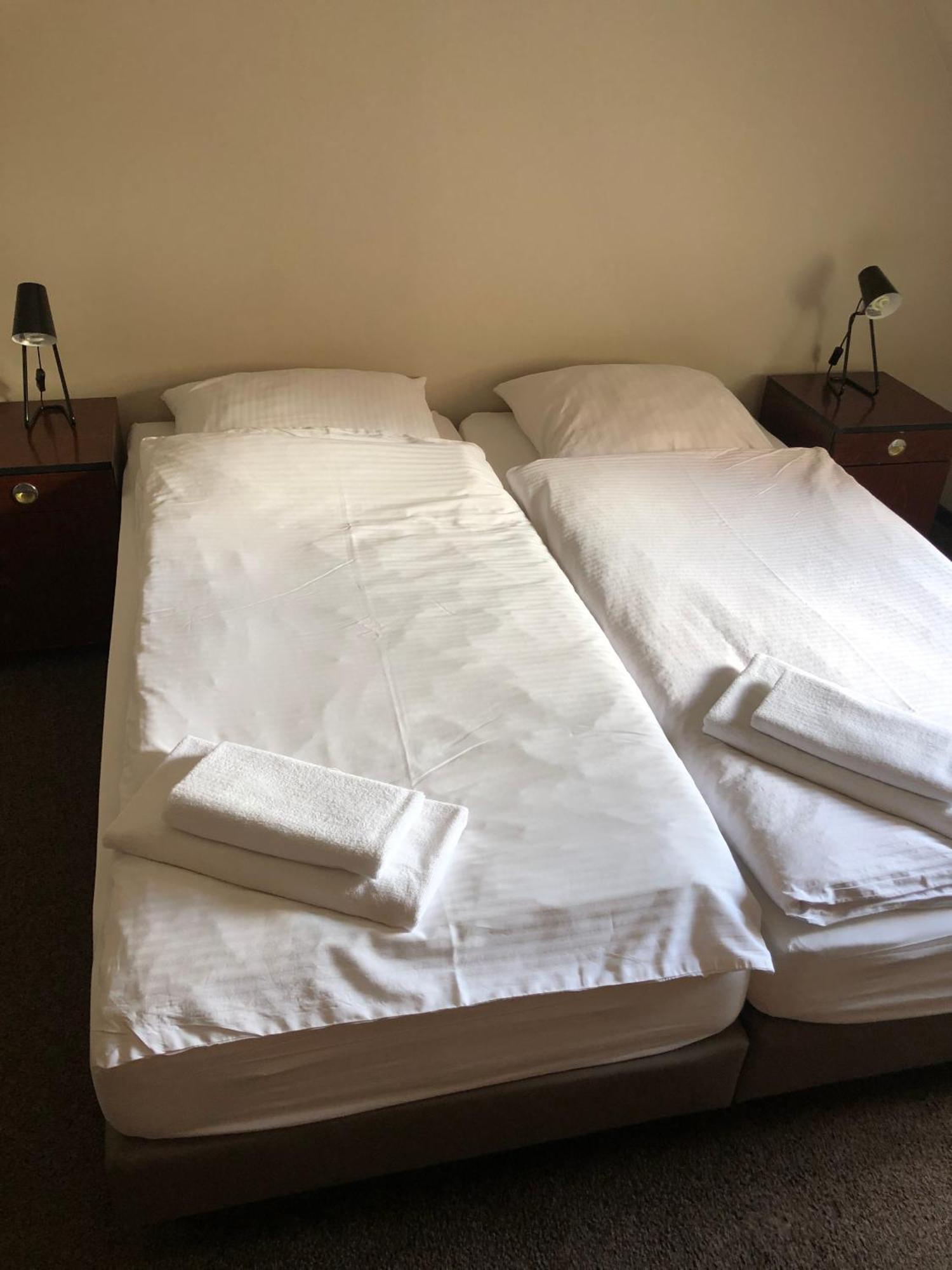 Hotel Krystyna Szczytno  Extérieur photo