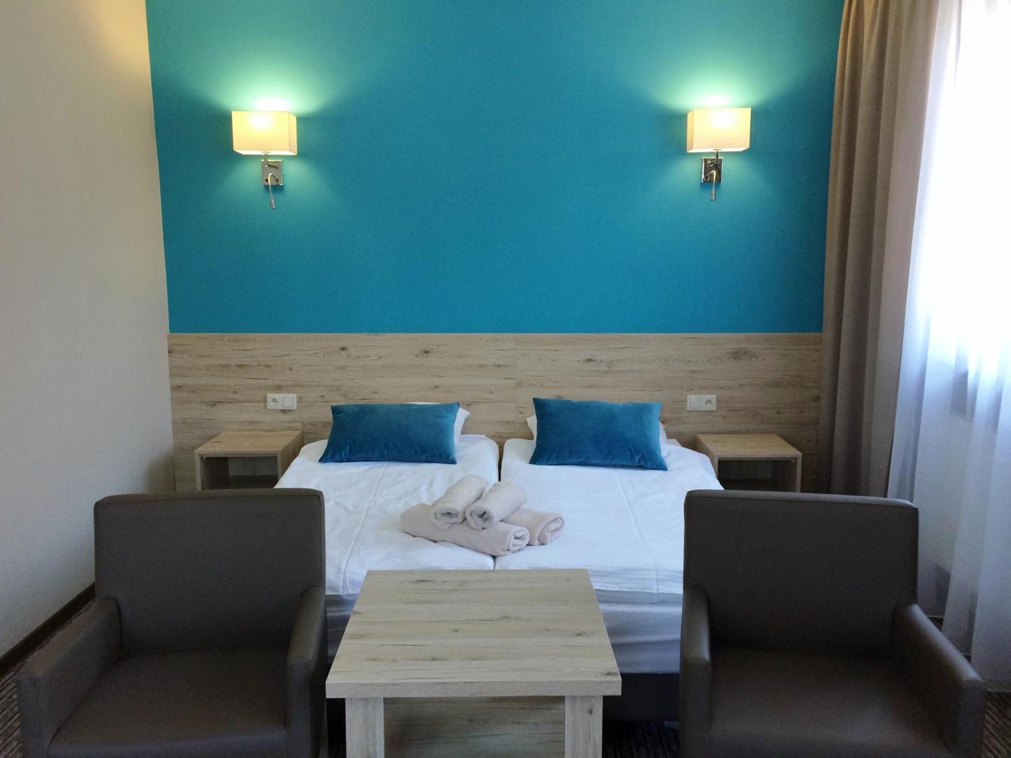 Hotel Krystyna Szczytno  Extérieur photo